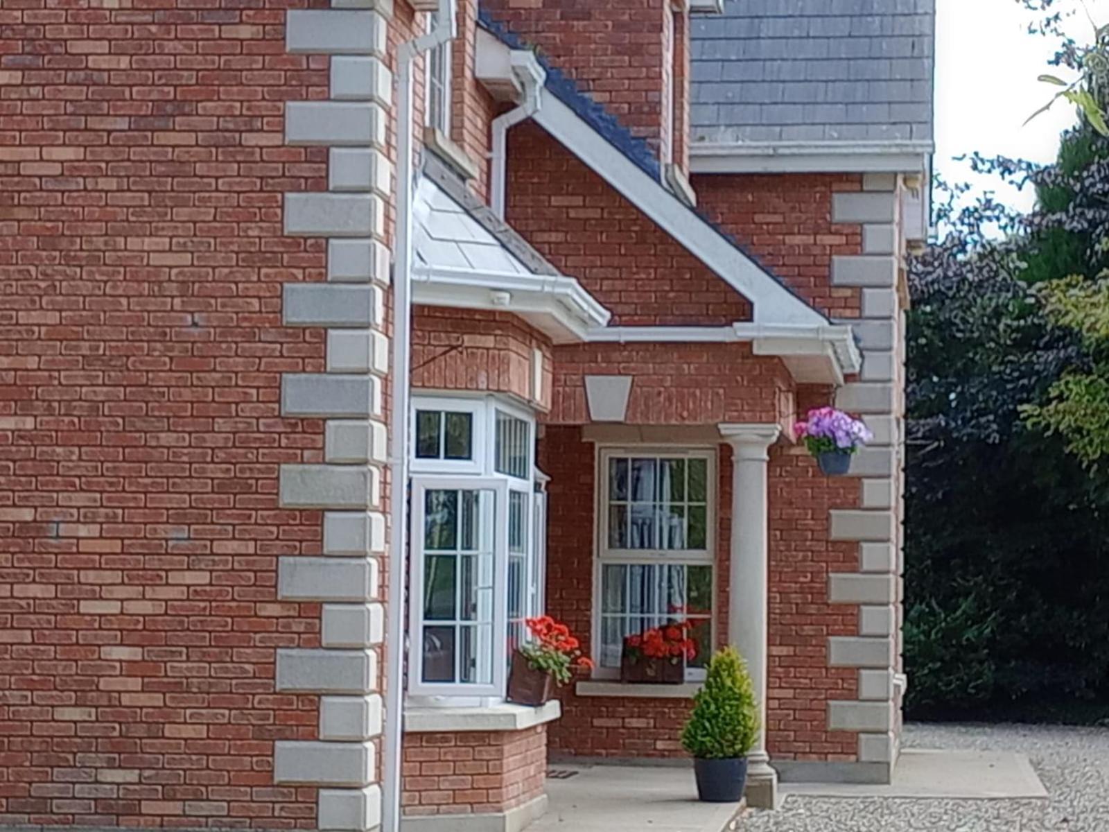 Tullynacrunat Lodge Castleblayney Exterior photo